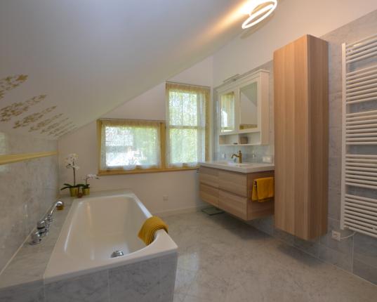 Exklusives Wohnhaus (zweitwohnsitzfähig) in Golfplatznähe, AUT
