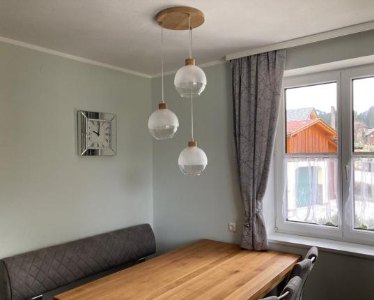 Geräumiges Wohnhaus in sonniger, ruhiger Lage, AUT