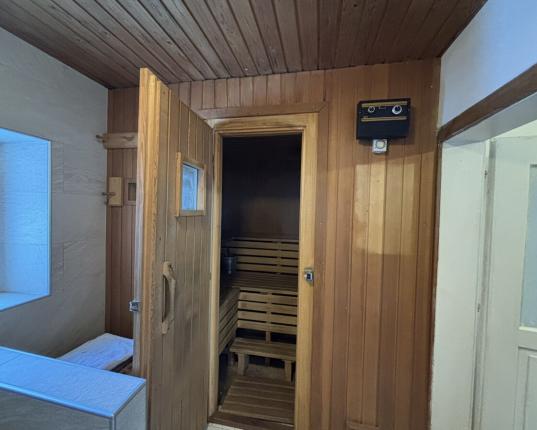 Rarität: altes Bauernhaus mit vorgelagertem Baugrundstück und Holzbezugsrecht, AUT