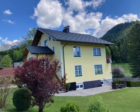 Geräumiges Wohnhaus in sonniger, ruhiger Lage, AUT