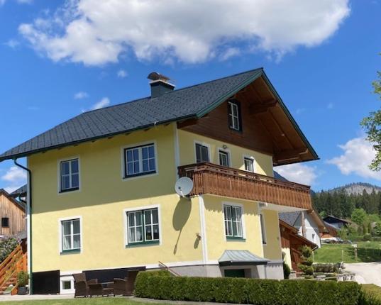 Geräumiges Wohnhaus in sonniger, ruhiger Lage, AUT