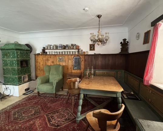 Rarität: altes Bauernhaus mit vorgelagertem Baugrundstück und Holzbezugsrecht, AUT